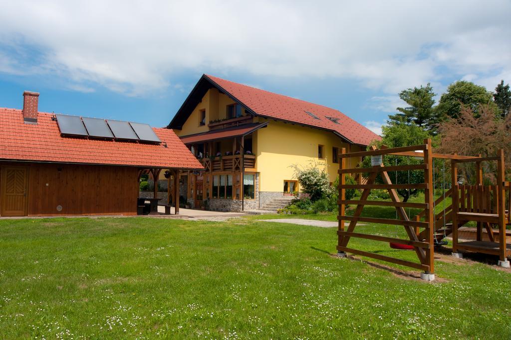 Tourist Farm Ob Izviru Krupe Villa Semic Exterior foto